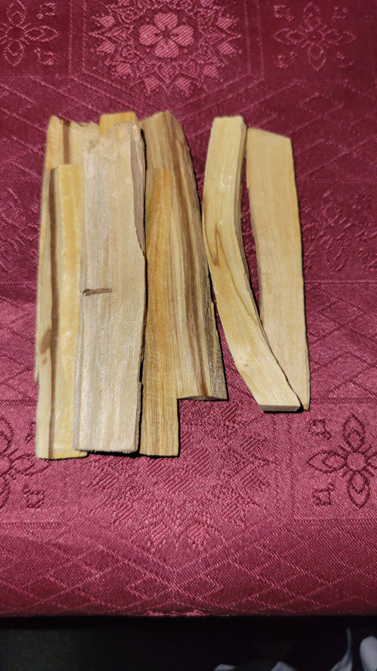 Palo Santo Cleansing sticks - Mama Goddess Crystals N More